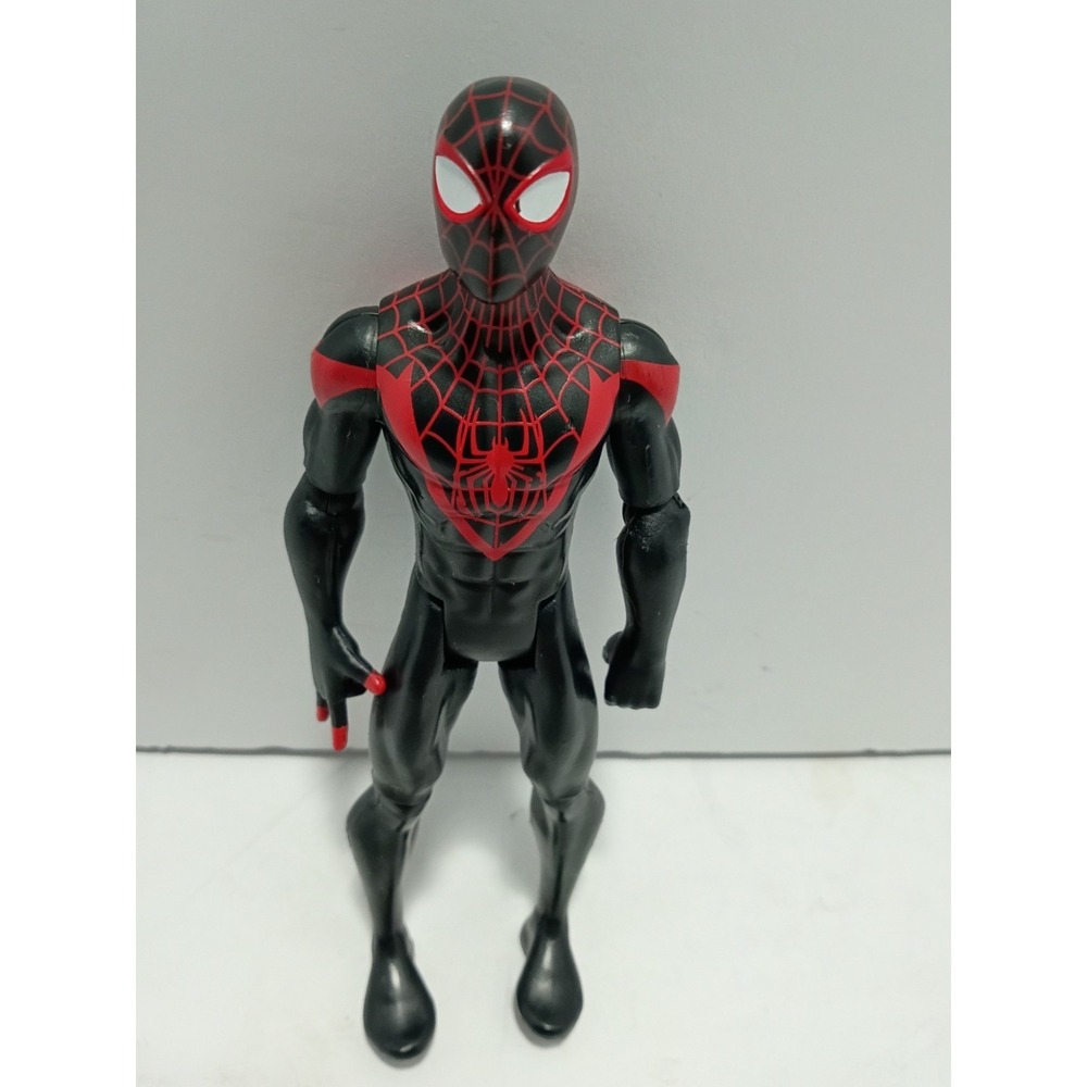 Marvel Ultimate Spider-Man Titan Hero Miles Morales Figure Hasbro 2014